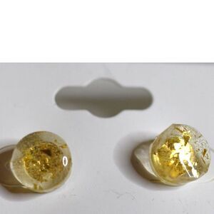 NIP Gold Flake Incased In Resin Tiny Round Gold Tone Post/Stud Y2K Glam Earrings